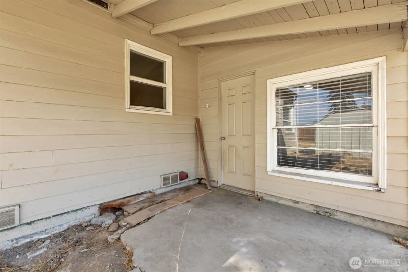 Property photo for 408 S Parkway Avenue, Battle Ground photo 29