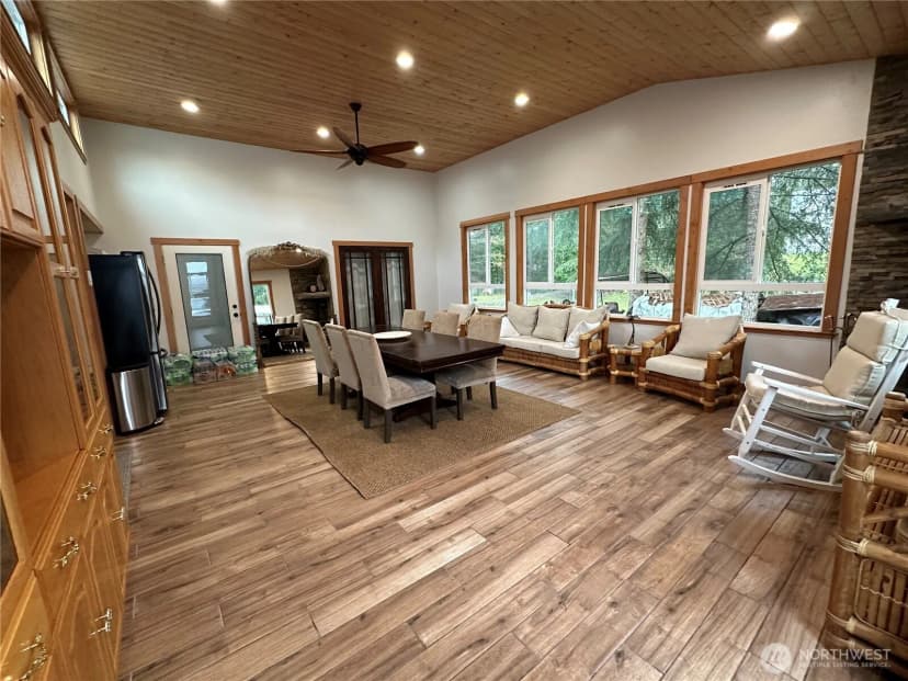 Property photo for 31305 Se 202nd Avenue, Kent photo 18