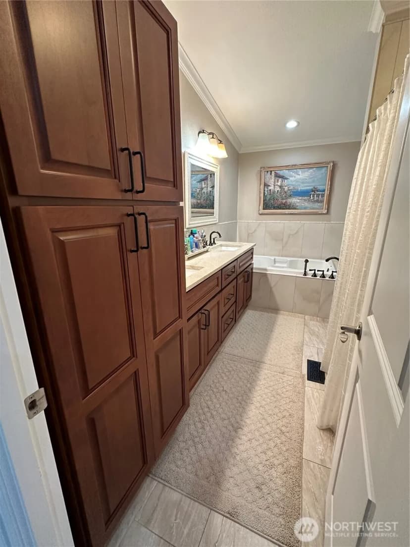 Property photo for 31305 Se 202nd Avenue, Kent photo 11