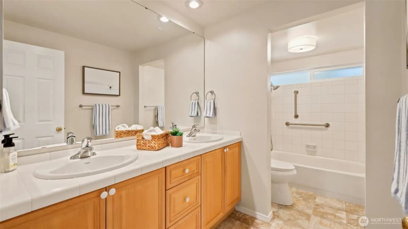 Property photo for 3838 231st Avenue Se, Sammamish photo 33