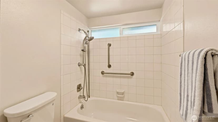 Property photo for 3838 231st Avenue Se, Sammamish photo 34