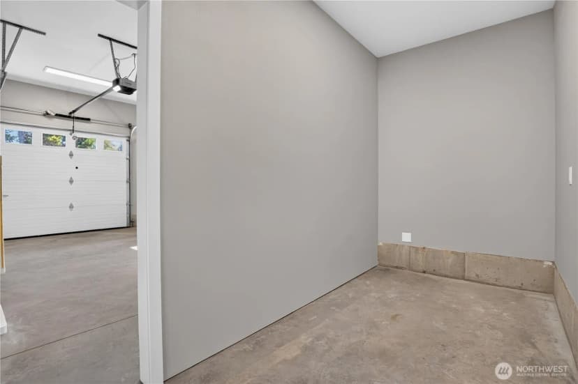 Property photo for 32311 N Place, Ocean Park photo 27