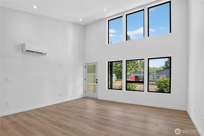 Property photo for 32311 N Place, Ocean Park photo 10