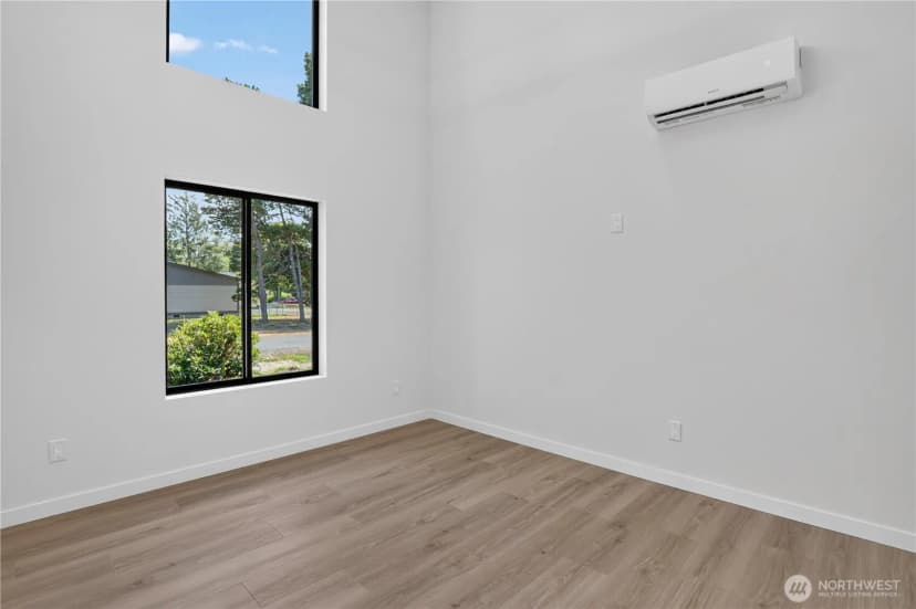 Property photo for 32311 N Place, Ocean Park photo 18
