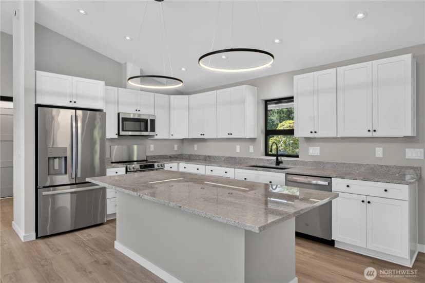 Property photo for 32311 N Place, Ocean Park photo 14