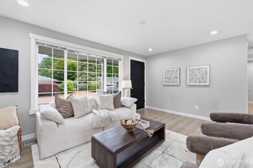 Property photo for 14237 105th Avenue Ne, Kirkland photo 18