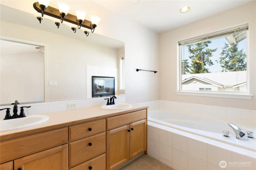 Property photo for 4119 156th Street Sw #5, Lynnwood photo 14