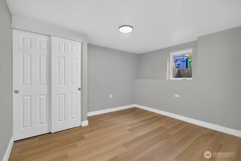 Property photo for 5561 23rd Avenue S, Seattle photo 17