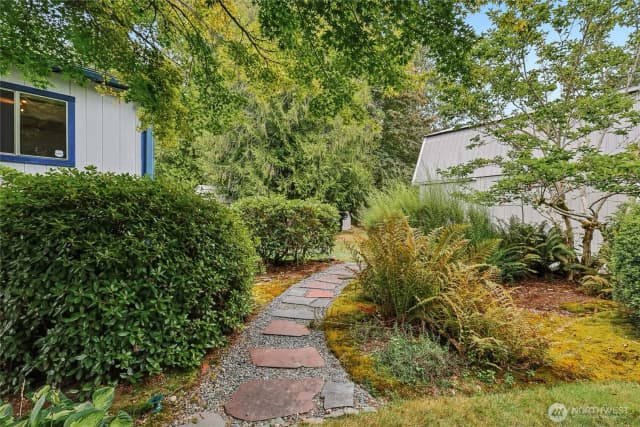 Property photo for 12821 68th Street Ne, Snohomish photo 2