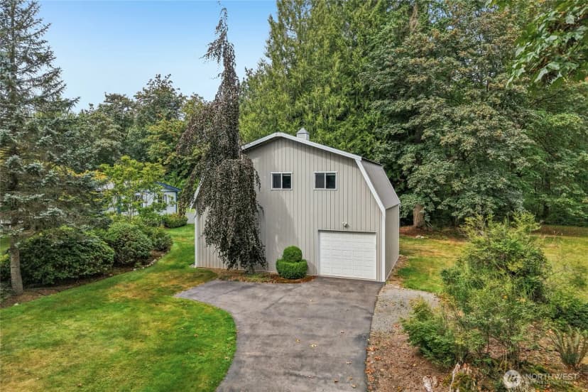 Property photo for 12821 68th Street Ne, Snohomish photo 3