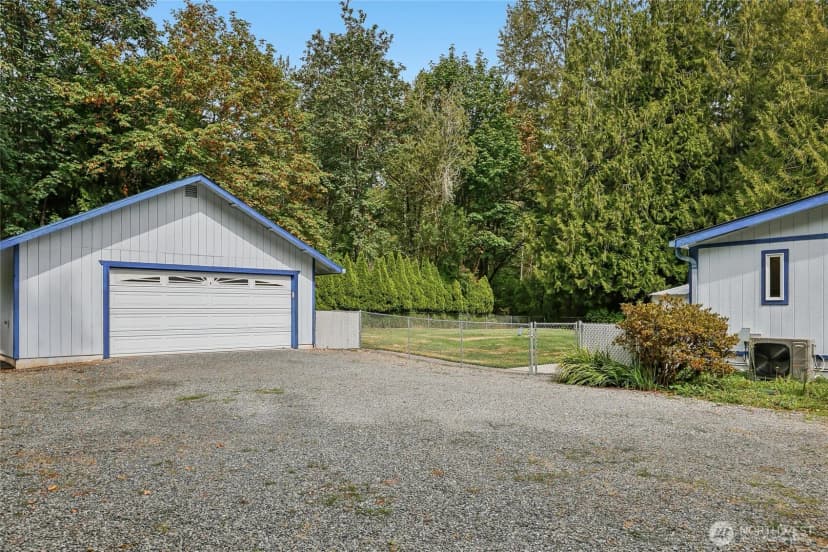 Property photo for 12821 68th Street Ne, Snohomish photo 34