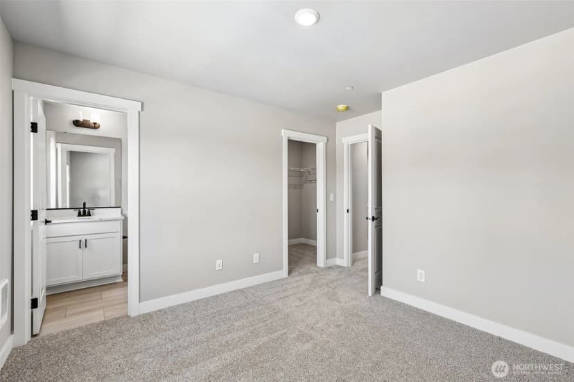 Property photo for 9007 172nd Street Ne, Arlington photo 28