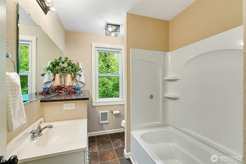 Property photo for 451 Tracy Avenue N, Port Orchard photo 19