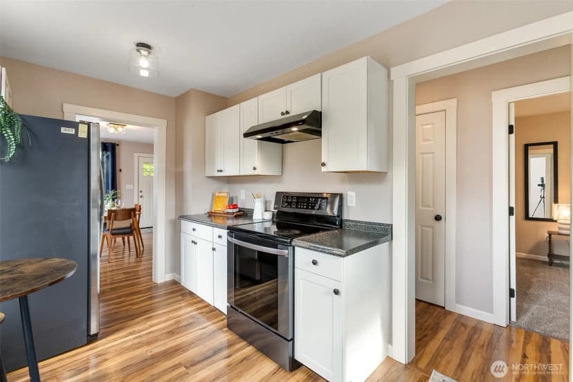 Property photo for 451 Tracy Avenue N, Port Orchard photo 16