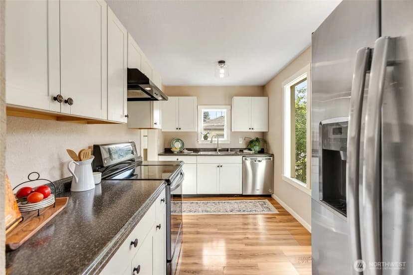 Property photo for 451 Tracy Avenue N, Port Orchard photo 12