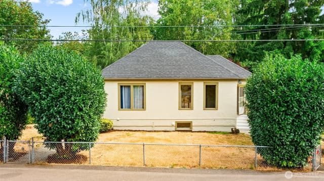 Property photo for 451 Tracy Avenue N, Port Orchard photo 5