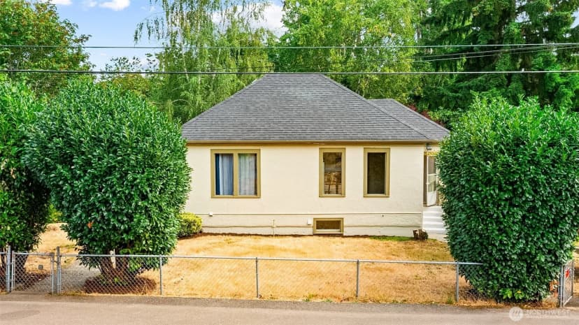 Property photo for 451 Tracy Avenue N, Port Orchard photo 5