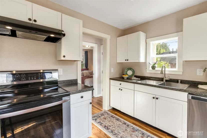 Property photo for 451 Tracy Avenue N, Port Orchard photo 14