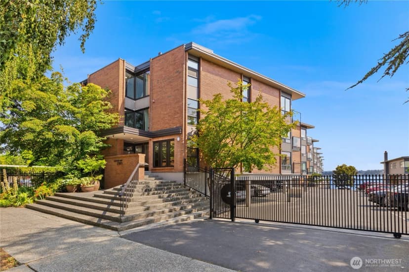 Property photo for 2360 43rd Avenue E #303, Seattle photo 37