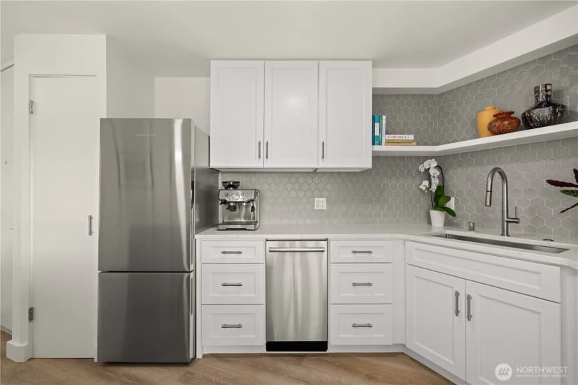 Property photo for 2360 43rd Avenue E #303, Seattle photo 16
