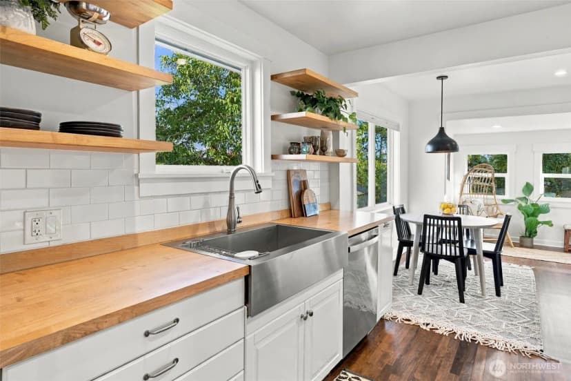 Property photo for 4247 S Eddy Street, Seattle photo 6