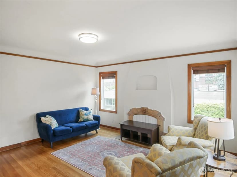 Property photo for 205 Nw 101st Street, Seattle photo 5