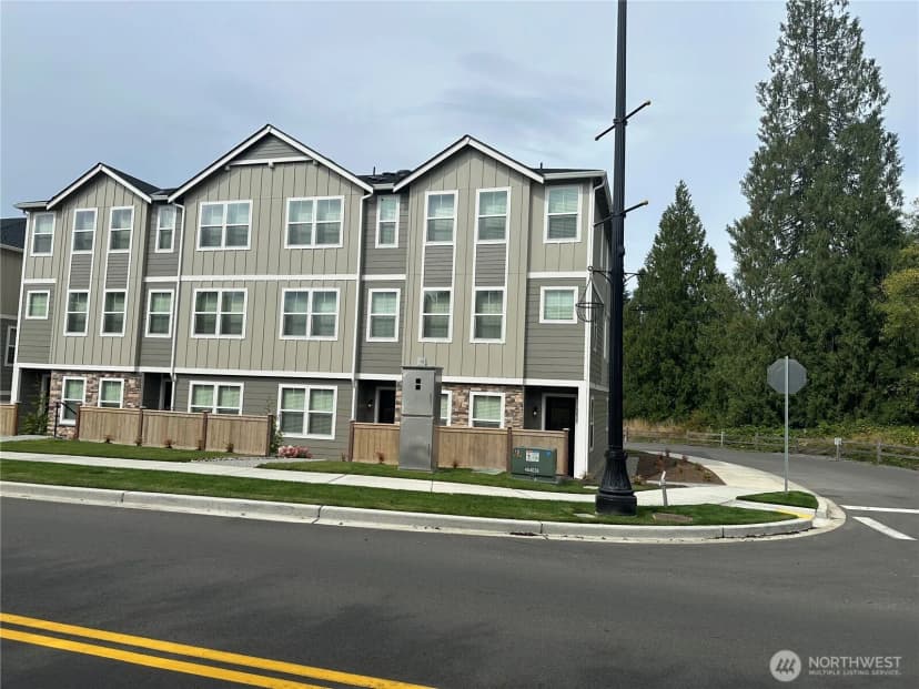 Property photo for 9019 172nd Street Ne, Arlington