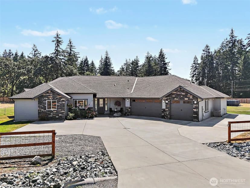 Property photo for 2222 215th Street E, Spanaway photo 36