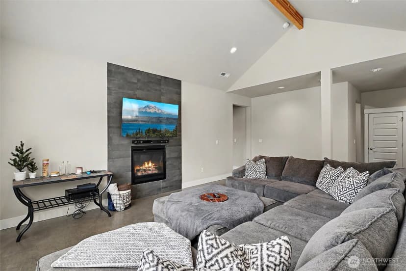 Property photo for 2222 215th Street E, Spanaway photo 28
