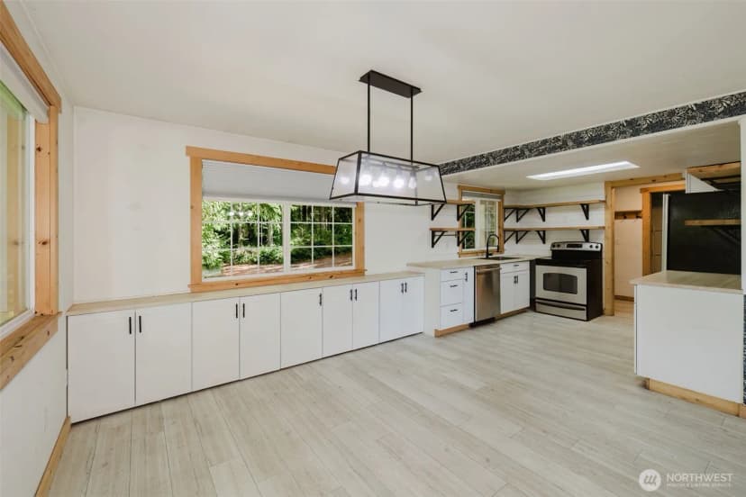 Property photo for 8325 Seabeck Highway Nw, Bremerton photo 7