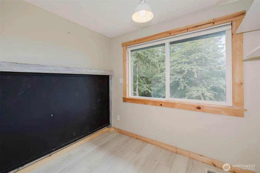 Property photo for 8325 Seabeck Highway Nw, Bremerton photo 18