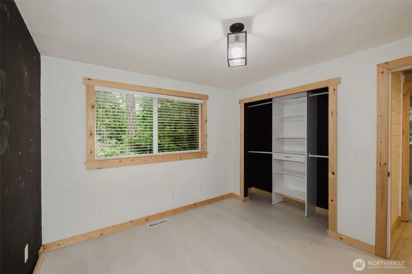 Property photo for 8325 Seabeck Highway Nw, Bremerton photo 14