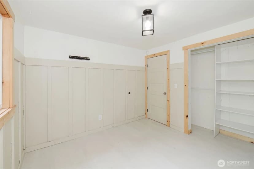 Property photo for 8325 Seabeck Highway Nw, Bremerton photo 11
