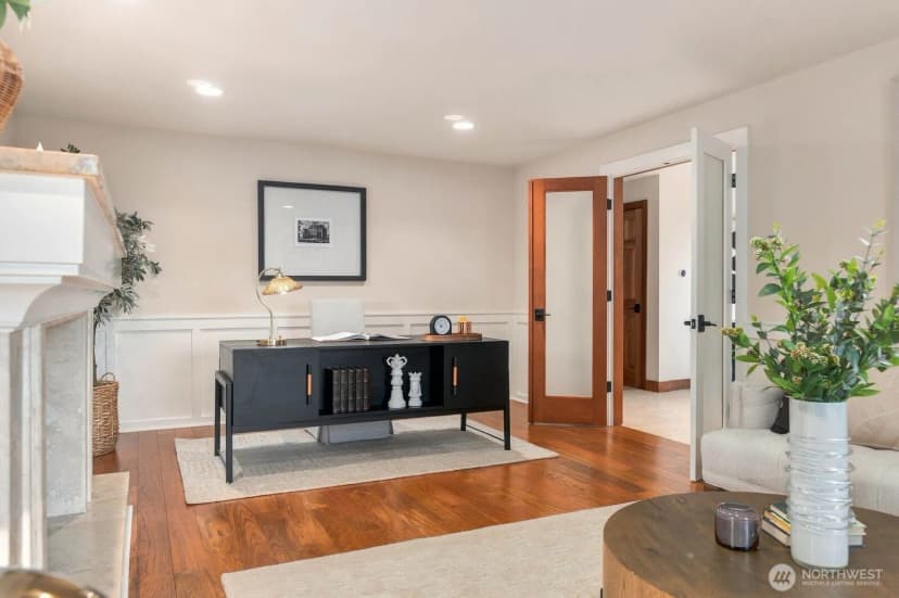Property photo for 3204 72nd Avenue Se, Mercer Island photo 19