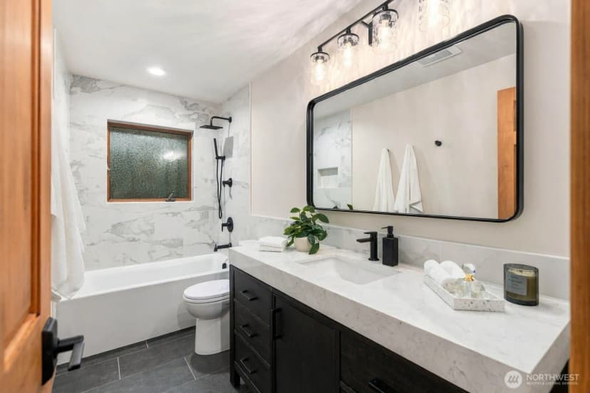 Property photo for 3204 72nd Avenue Se, Mercer Island photo 29
