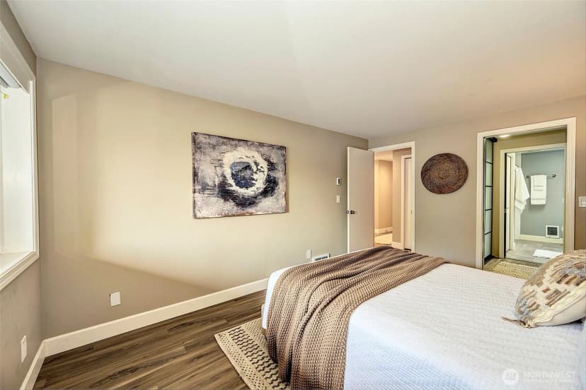 Property photo for 432 3rd Avenue S #b203, Edmonds photo 8