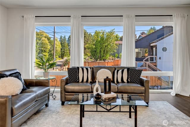 Property photo for 12215 Des Moines Memorial Drive S #unit A, Burien photo 4