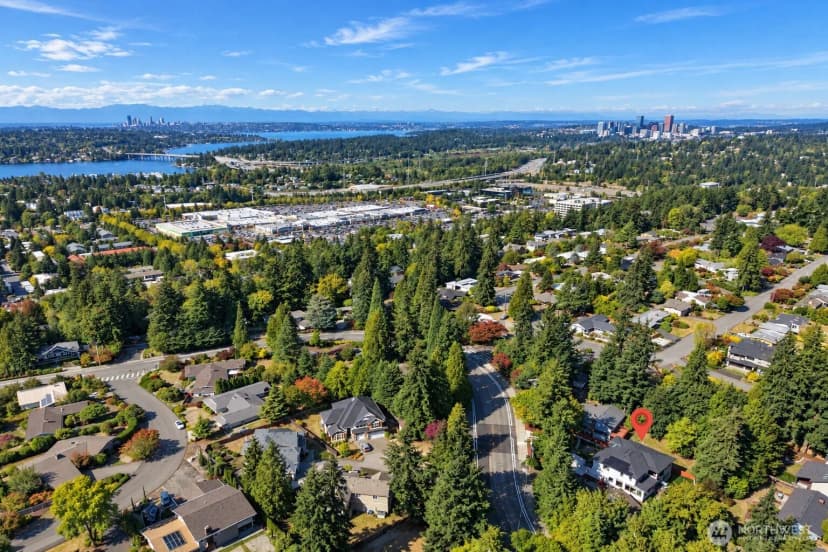 Property photo for 13344 Se Newport Way, Bellevue photo 38