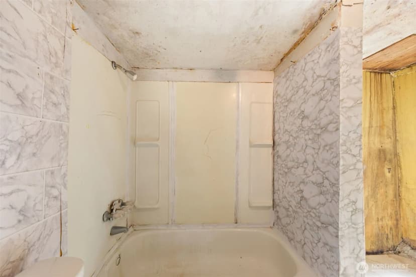 Property photo for 5208 15th Avenue S, Seattle photo 12