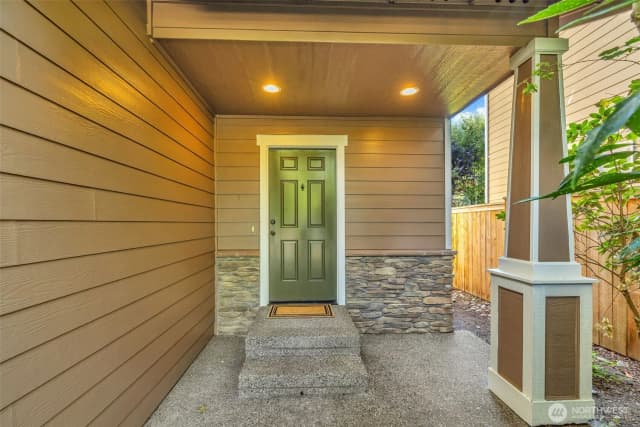 Property photo for 126 197th Street Sw, Bothell photo 2