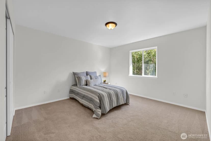 Property photo for 126 197th Street Sw, Bothell photo 23
