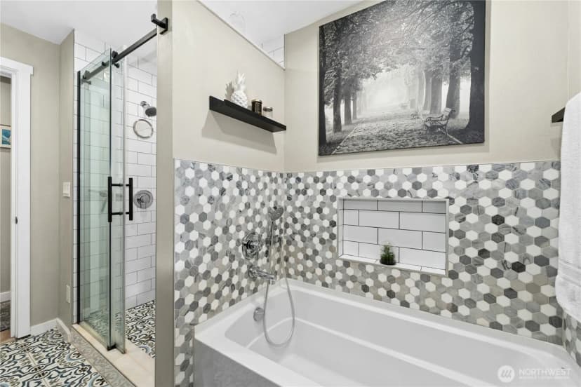 Property photo for 104 Sw 132nd Street, Burien photo 17