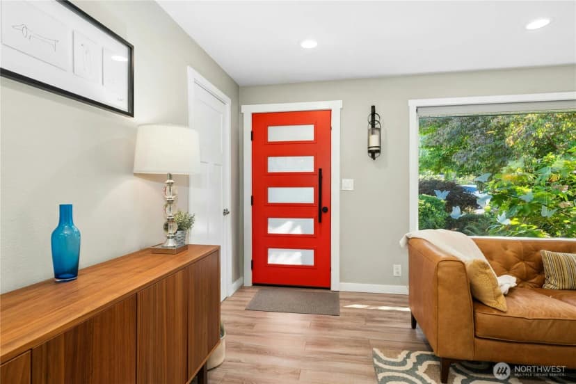 Property photo for 104 Sw 132nd Street, Burien photo 8