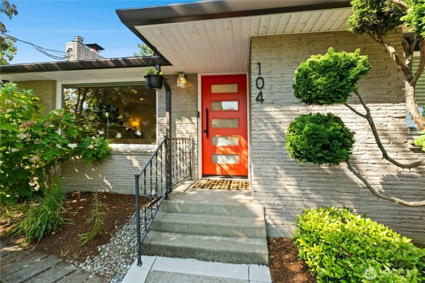Property photo for 104 Sw 132nd Street, Burien photo 4
