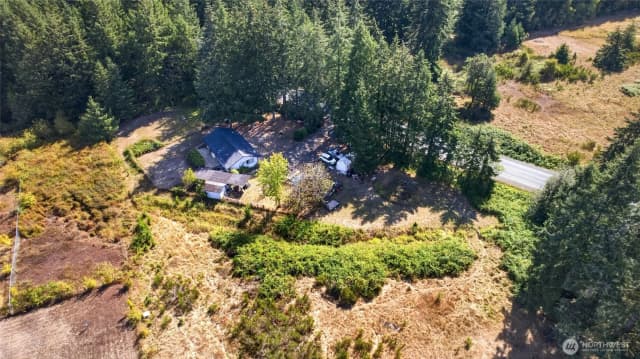 Property photo for 7911 Steamboat Island Road Nw, Olympia photo 2