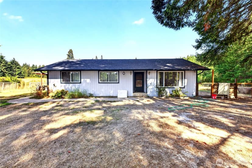 Property photo for 7911 Steamboat Island Road Nw, Olympia