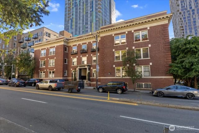 Property photo for 615 Boren Avenue #8, Seattle