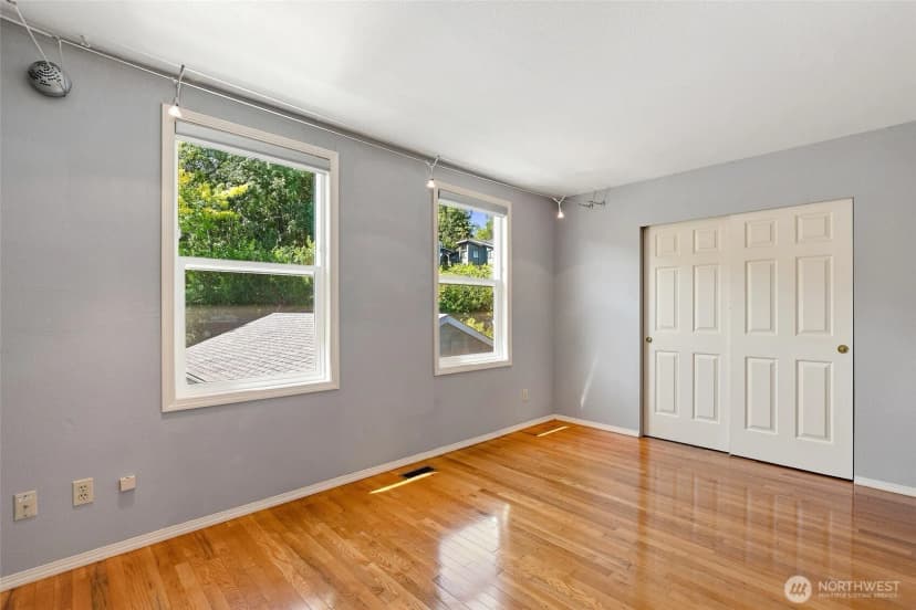 Property photo for 3812 25th Avenue W #4b, Seattle photo 23