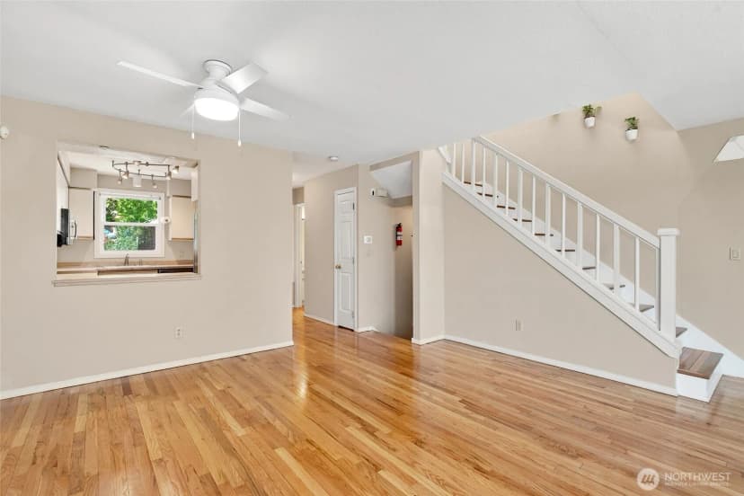 Property photo for 3812 25th Avenue W #4b, Seattle photo 9