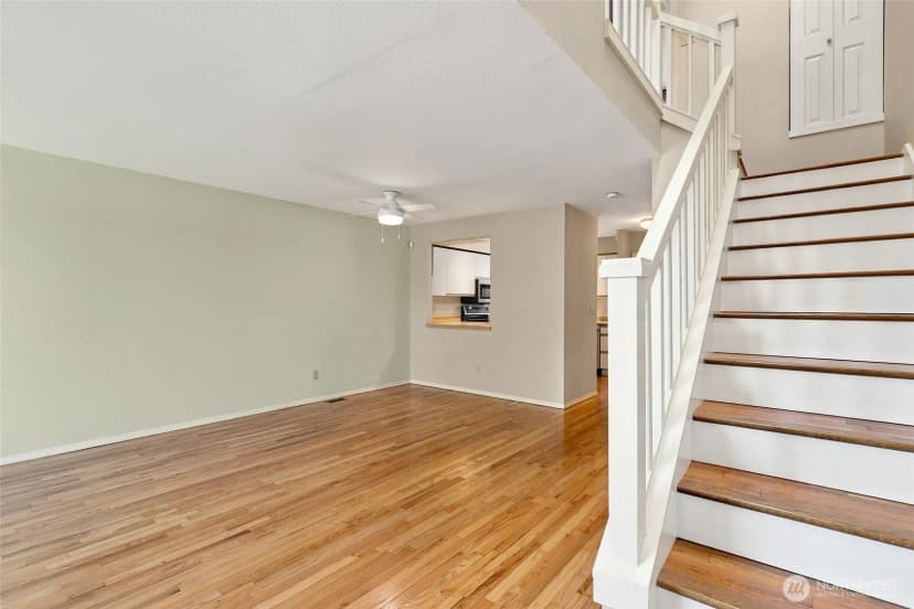Property photo for 3812 25th Avenue W #4b, Seattle photo 14